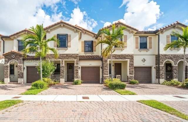 11421 SW 252nd St photos photos