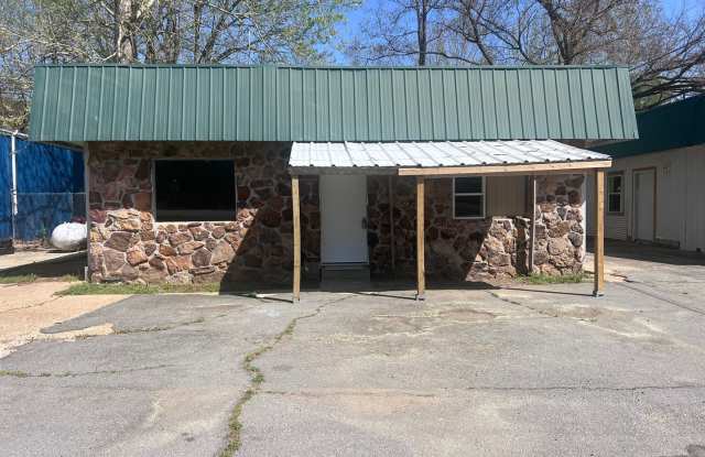 2/1 Duplex at 5166 Hwy 367 N, Bradford ($595) photos photos