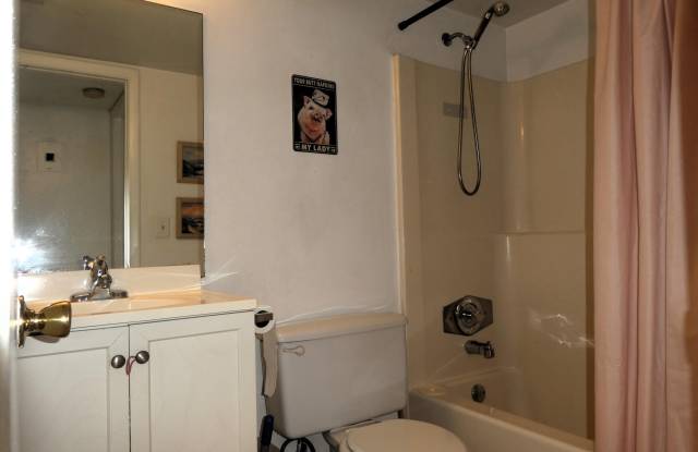 7149 Golf Colony Court Gallery 4