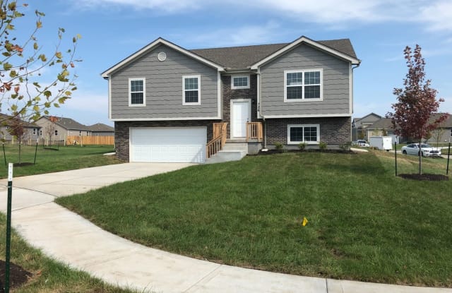 726 S Cherry Street - 726 S Cherry St, Gardner, KS 66030