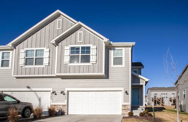 3744 SW Maryville Pl, Lee’s Summit, MO 64082 – New Lower Rent: $2,800/month! photos photos