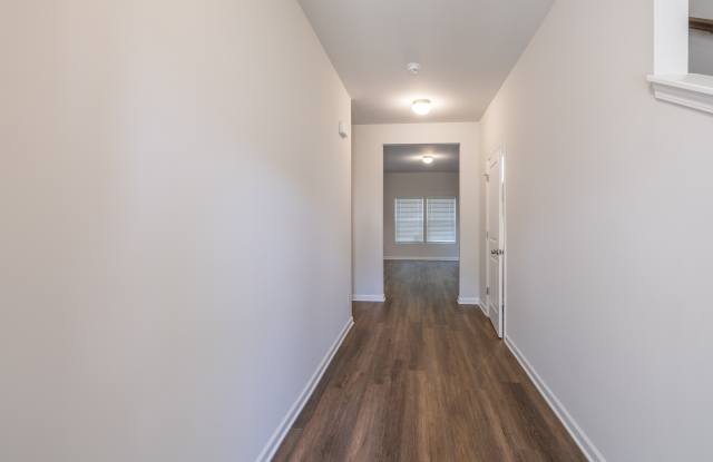 208 South Bell Avenue - 1 Gallery 3