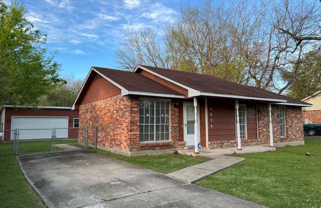 Home for Rent in Montgomery Gallery 3