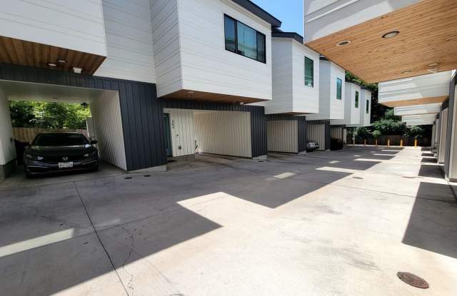 Modern 1/BR 1/BA with Tall Ceilings, Natural Light  Covered Parking photos photos