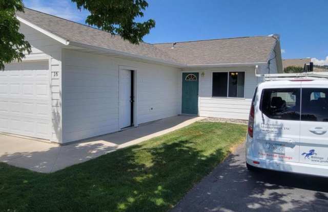 1501 Country Manor Blvd photos photos