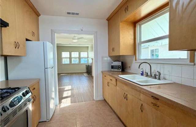 349 Laun Street photos photos