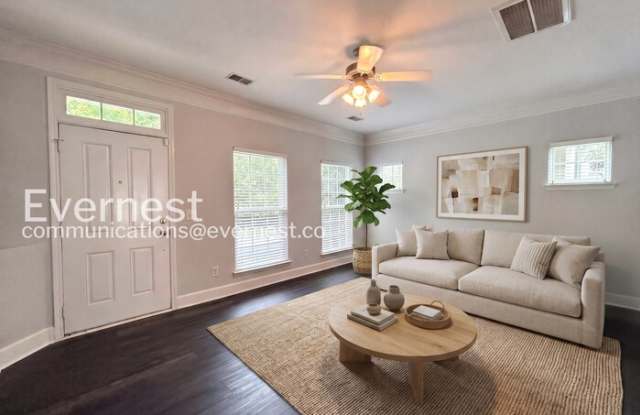 7023 Sunnywood Drive Gallery 3