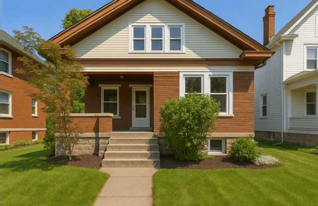 2306 Norwood Ave photos photos