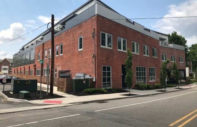 10 Ford Ave photos photos