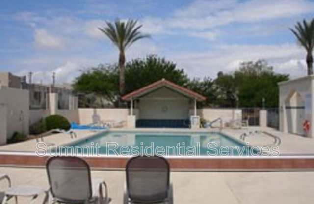 480 West Windham Blvd - 480 West Windham Boulevard, Green Valley, AZ 85614
