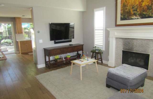 1356 Woodhaven Drive Gallery 4