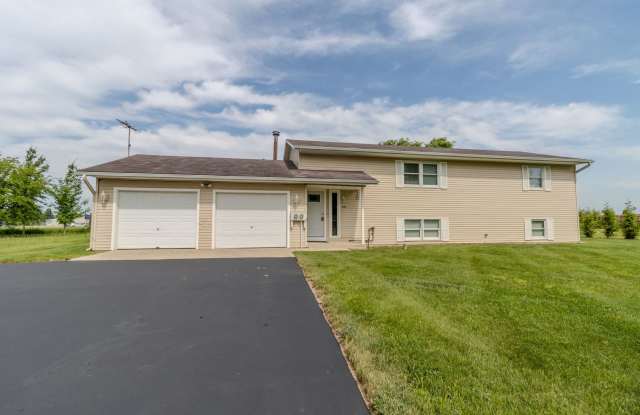 Move-In Ready & Full of Charm! photos photos Move-In Ready & Full of Charm! photos photos