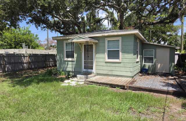 Move-In Ready! Newly Renovated Gulfport Home | Water & Sewer Included Gallery 3