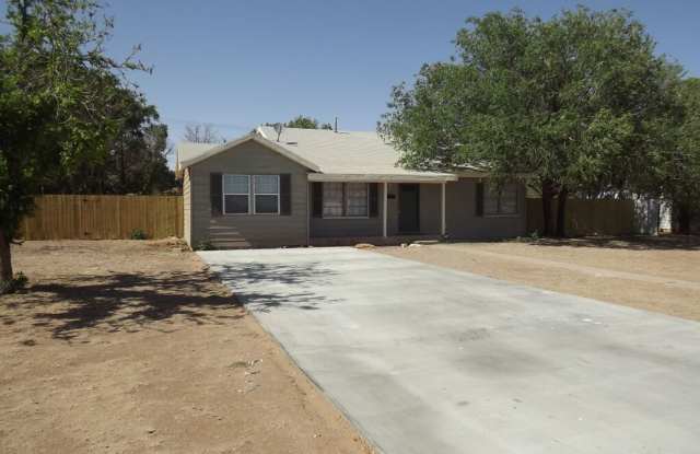 Pre Leasing for fall 2025! - 4406 18th Street, Lubbock, TX 79416