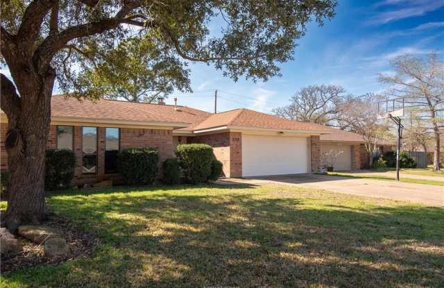 4508 Littleton Court photos photos