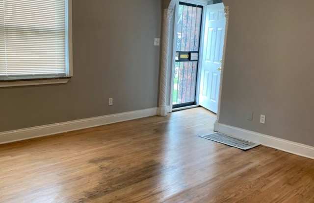 16595 Griggs Gallery 2
