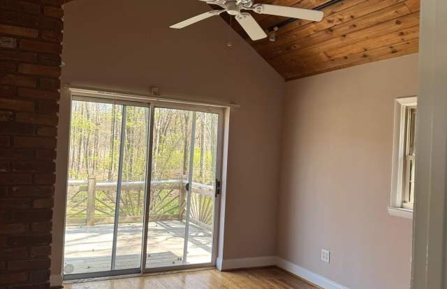 15 BOWLEYS QUARTERS Road Gallery 4