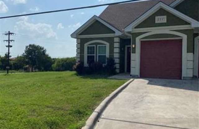 404 Mesa Drive. Gallery 2