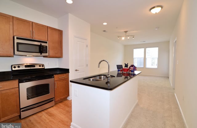 4209 RIDGE TOP ROAD - 4209 Ridge Top Road, Fair Oaks, VA 22030