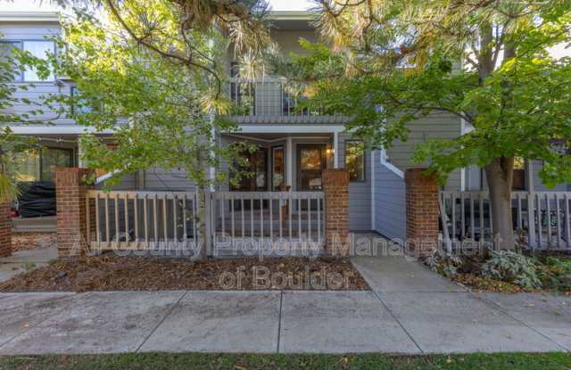 5056 Buckingham Rd photos photos