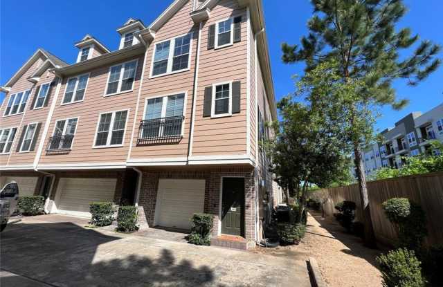 Stunning Townhome Near Medical Center! - 3001 Murworth Drive, Houston, TX 77025