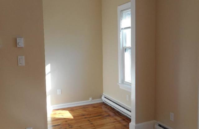 17 Pembroke St. Gallery 3