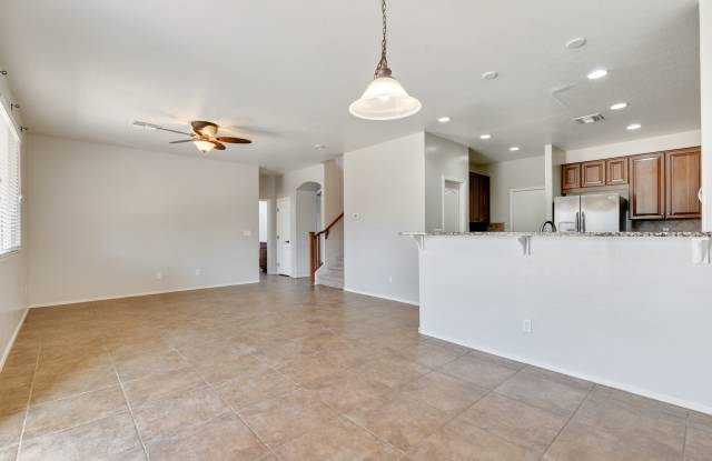 3557 E Odessa Dr Gallery 4