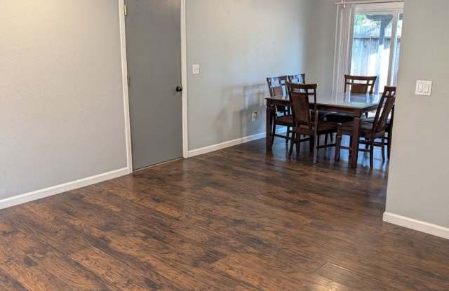 Beautifully Updated Home in Growing Community Gallery 4