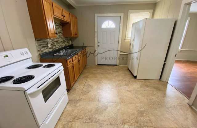 Downtown Living: 1 Bedroom Apartment with All Bills Paid Gallery 4