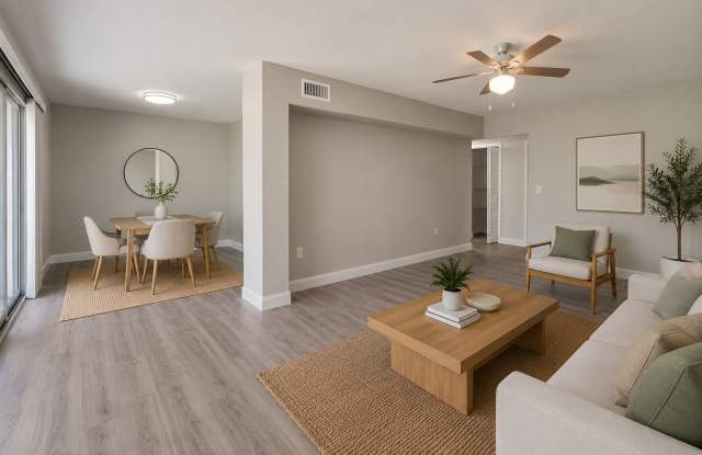 4403 South Semoran Boulevard - 5 Gallery 4