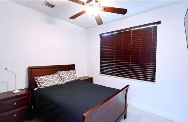 663 Live Oak Lane photos photos