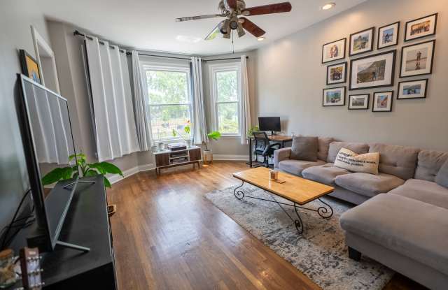3850 W Diversey Ave photos photos
