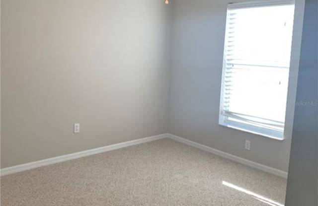 102 TEAK LOOP Gallery 2