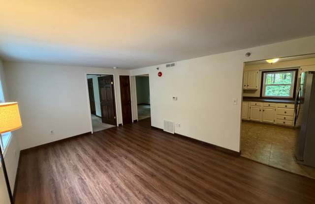 Charming 2-Bedroom Condo in Burlington’s New North End – $1,975/Month Gallery 3