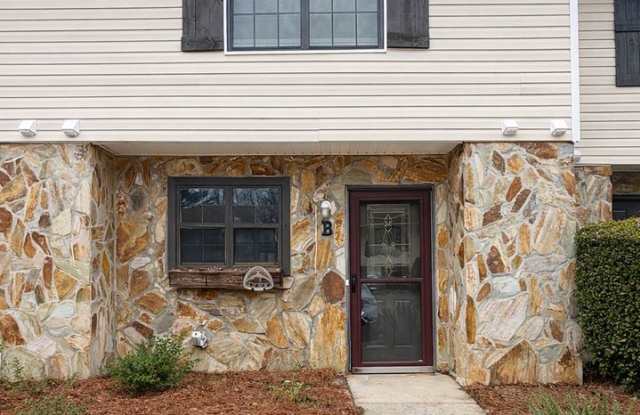2 Bedroom/2.5 bath near Lake Lanier photos photos