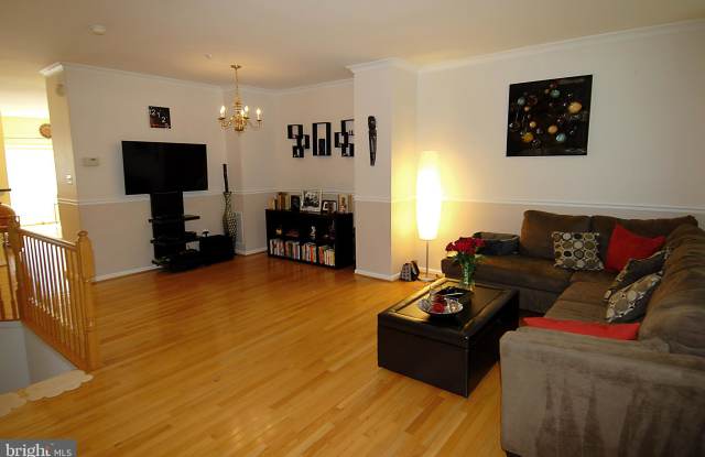 10242 RUTLAND ROUND ROAD Gallery 3