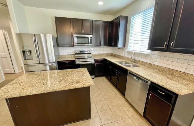 3011 Whispering Pine Boulevard Gallery 2