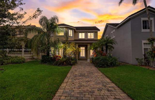 14028 SW 274th Ter photos photos