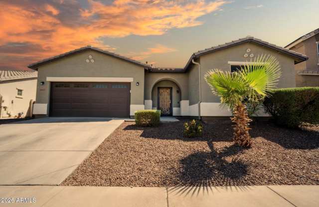 18433 W Sunnyslope Lane Gallery 1