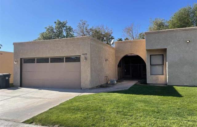 10628 S CALLE RAQUEL - 10628 Calle Raquel, Fortuna Foothills, AZ 85367