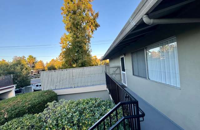 5715 Almaden Road - 3 Gallery 1