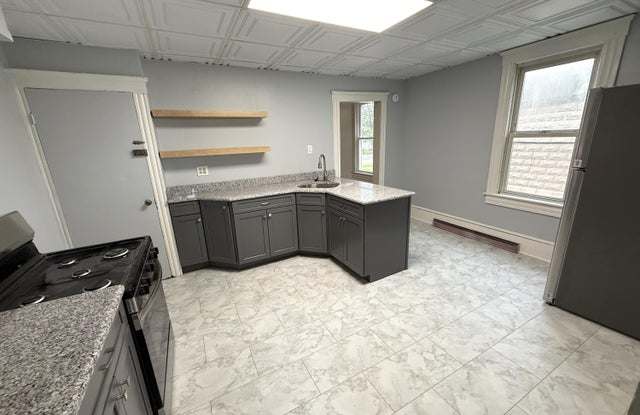 83-85 Tripp Street - 85 Gallery 2
