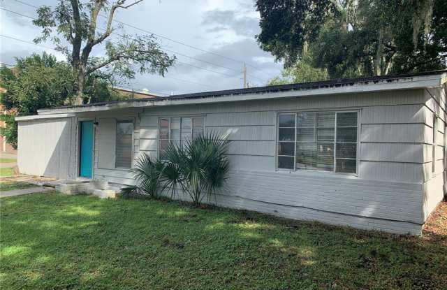 1801 S HOLLY AVENUE - 1801 Holly Avenue, Sanford, FL 32771