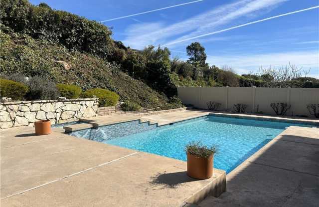 29424 Quailwood Drive Gallery 2
