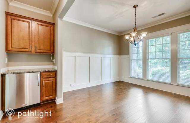 5008 Groover Drive Gallery 3