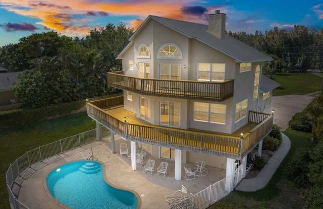 8820 44th Avenue photos photos