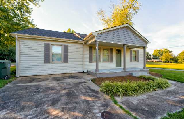 909 Requa Road Gallery 3