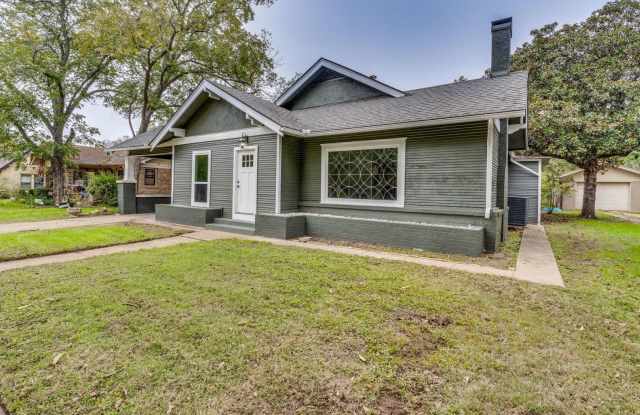 Beautiful home in Southwest Cleburne Gallery 3