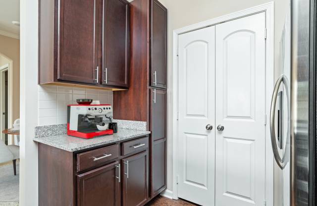The Reserve at Johnson City Apartments Gallery 3