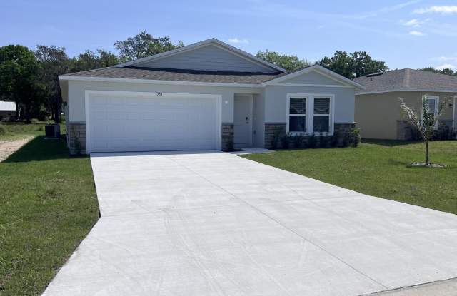 1385 Stone Ridge Circle - 1385 Stone Ridge Circle, Sebring, FL 33870